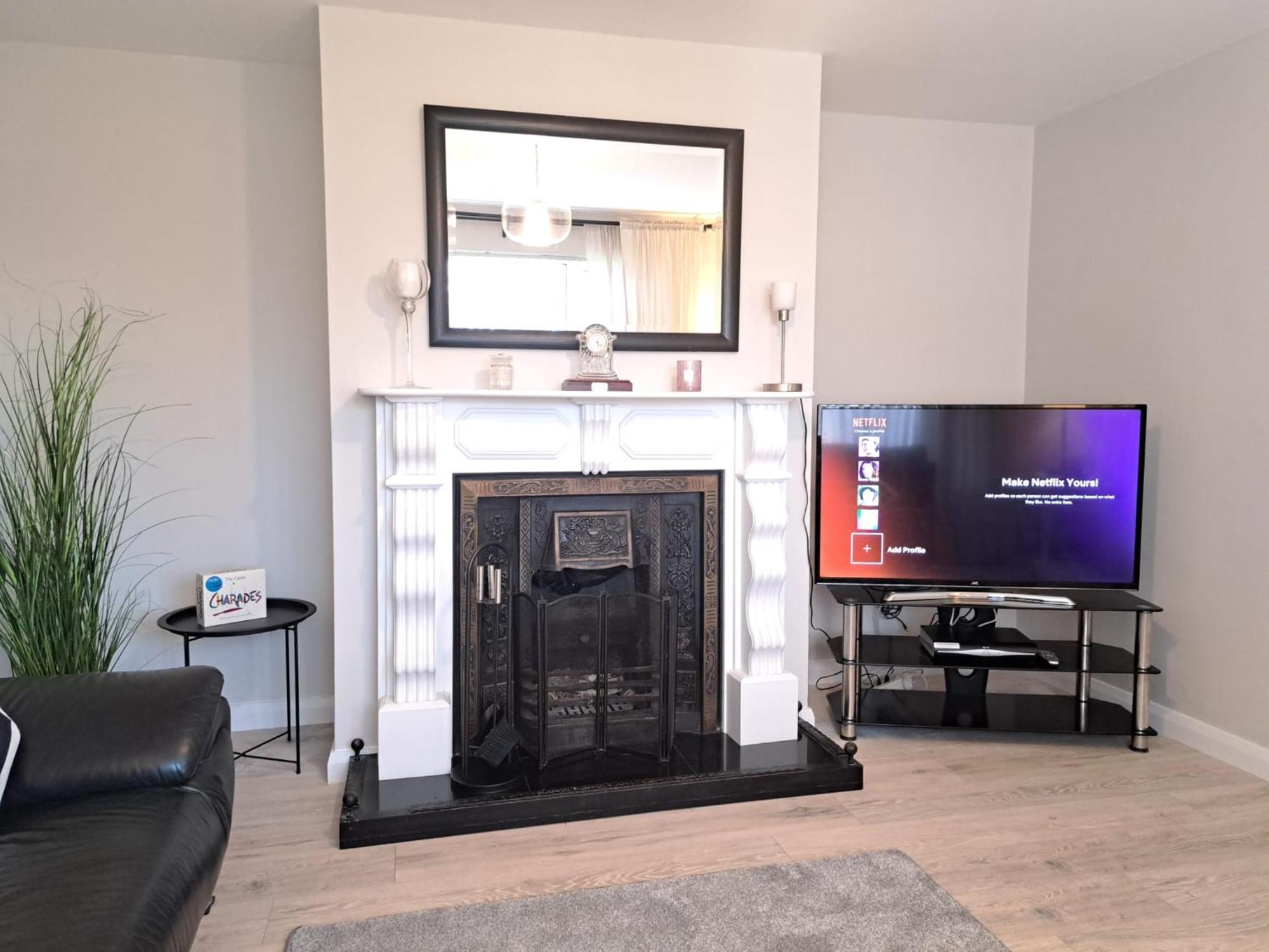 Lochview House - 3 Bed * Buncrana
