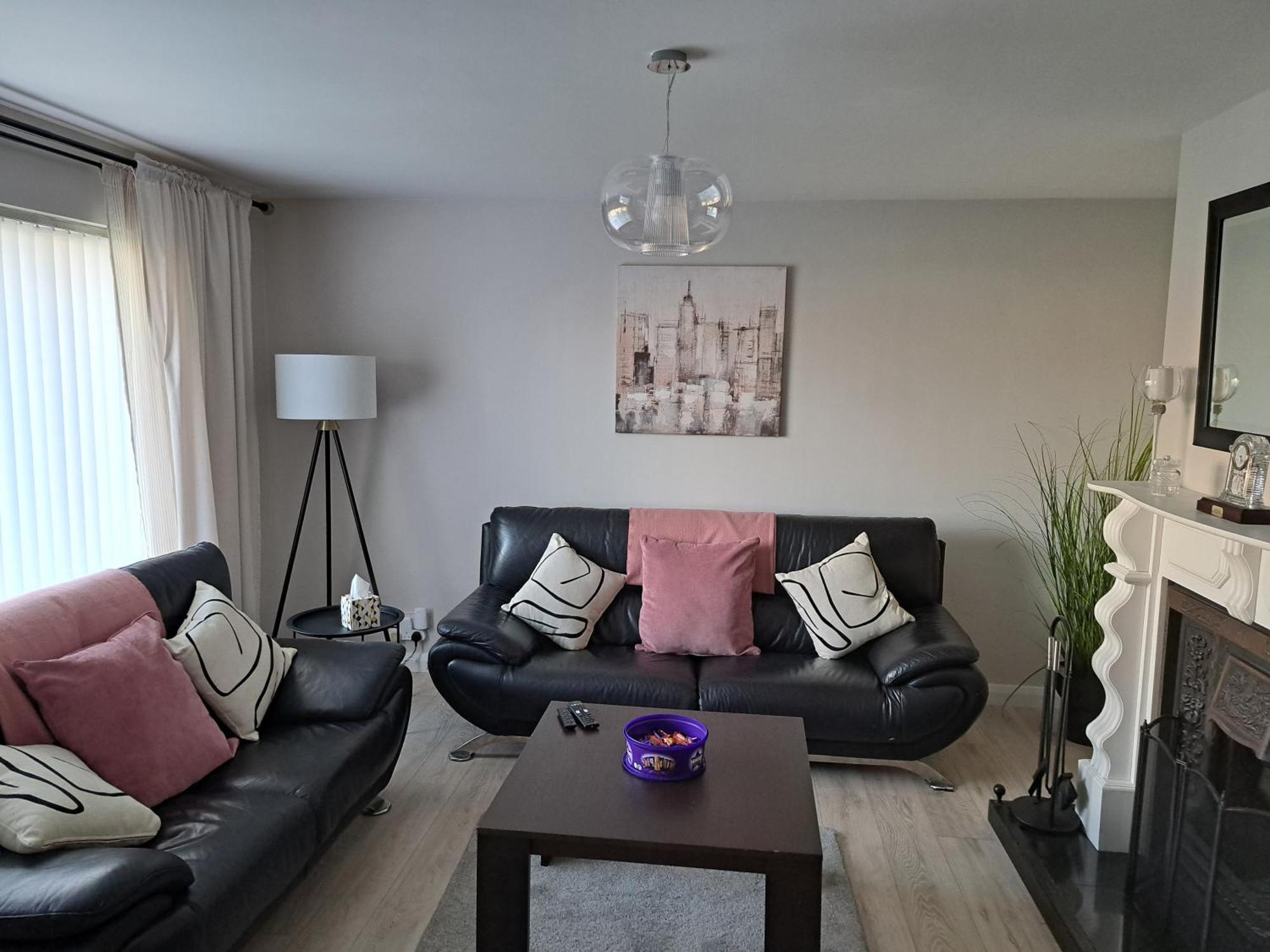 Lochview House - 3 Bed Holiday home *